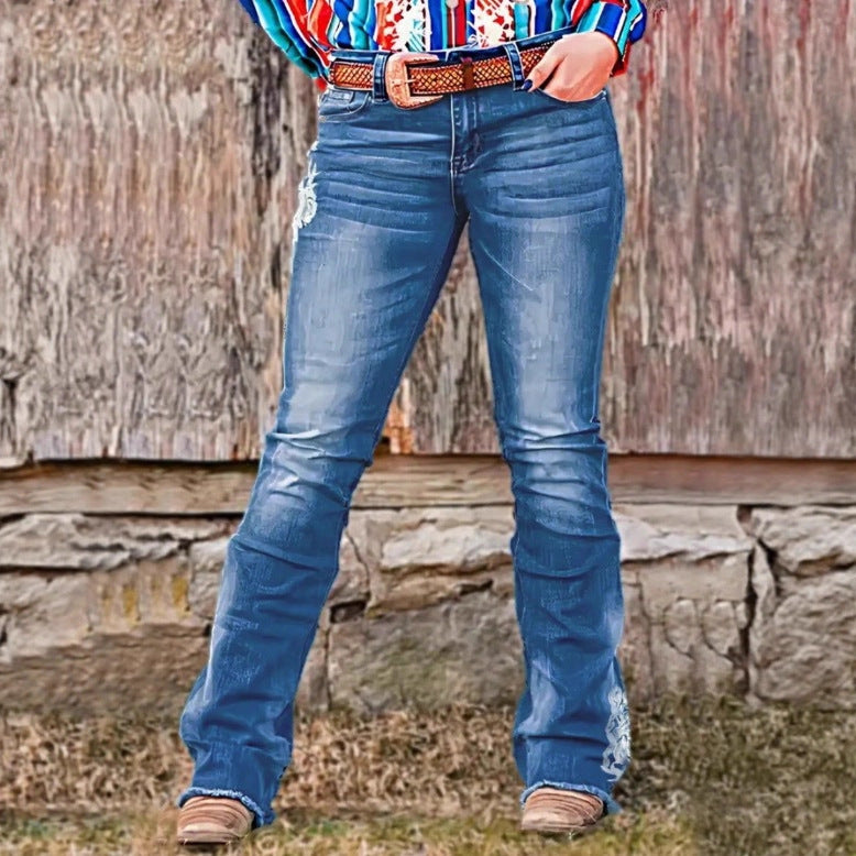 Ladies bootcut jeans in western style with decorative embroidery and used effect Mune Fashion