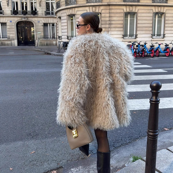 Women's Oversize Curly Faux Fur Coat in Shaggy Look Mune Fashion