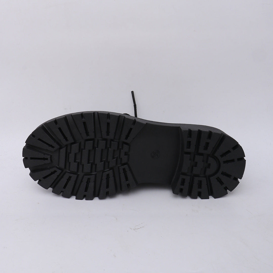 Ladies lace-up shoes with robust profile sole and elegant design Mune Fashion