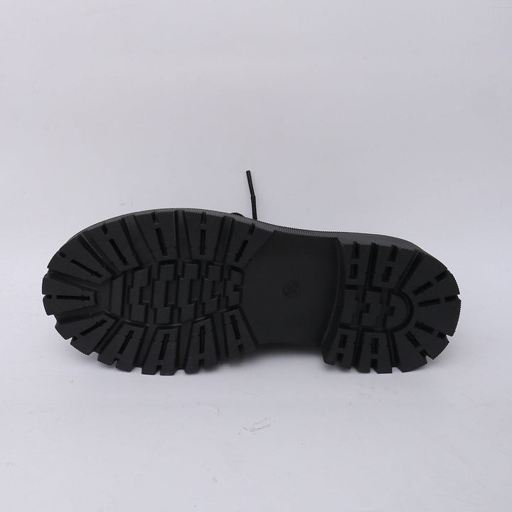 Ladies lace-up shoes with robust profile sole and elegant design Mune Fashion