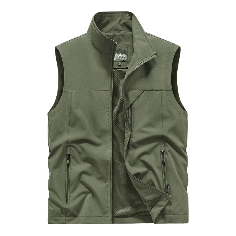 Men's Breathable Softshell Utility Vest with High Stand-Up Collar, Water-Repellent Outer Layer and Multiple Zipper Pockets Mune Fashion