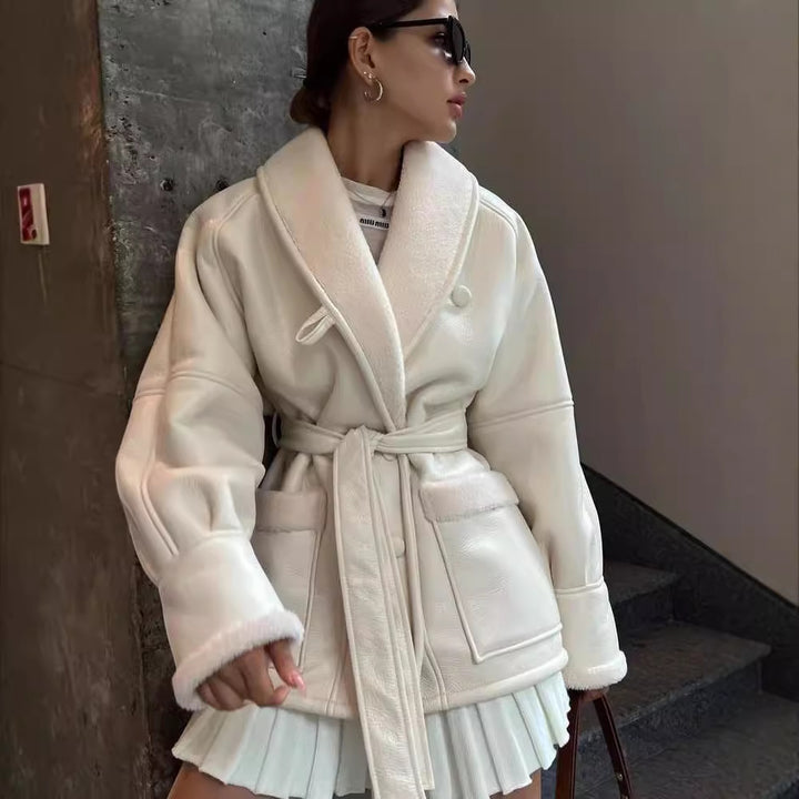 Ladies Short Teddy Coat with Tie Belt and Shawl Collar Mune Fashion