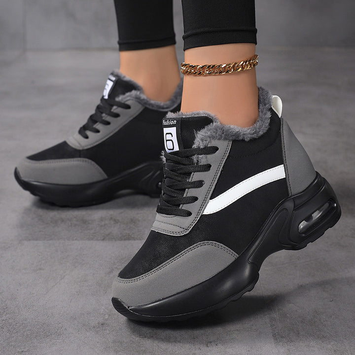 Women's urban platform sneaker with air-molded midsole and curved side application Mune Fashion