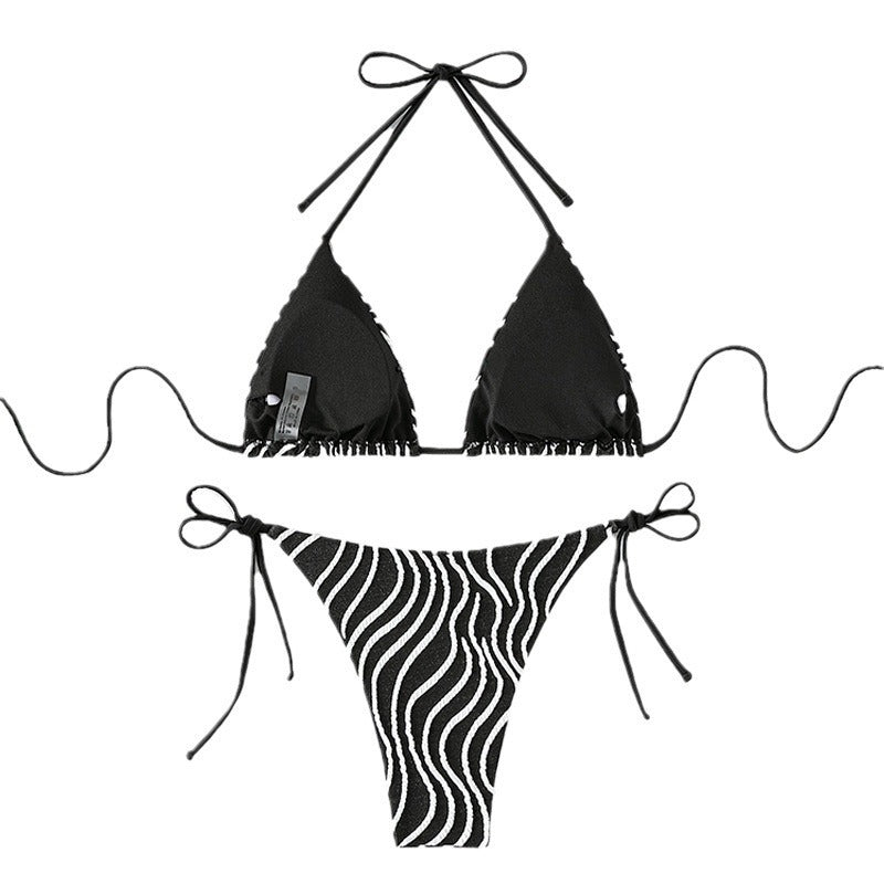Women Triangle Bikini Set with unusual striped pattern Mune Fashion
