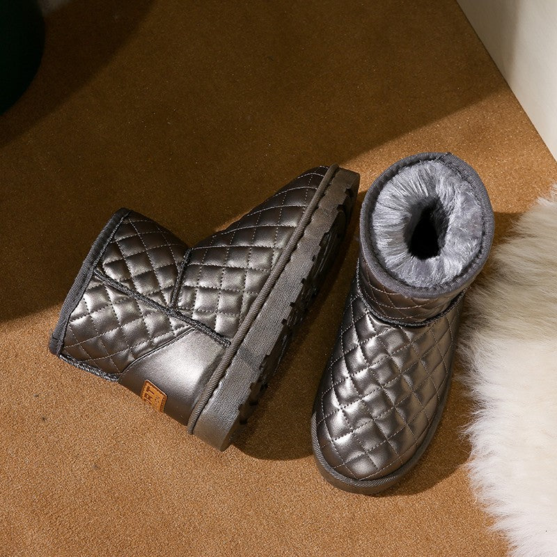 Women's Quilted Short Boot with Teddy Lining and Non-Slip Profile Sole Mune Fashion