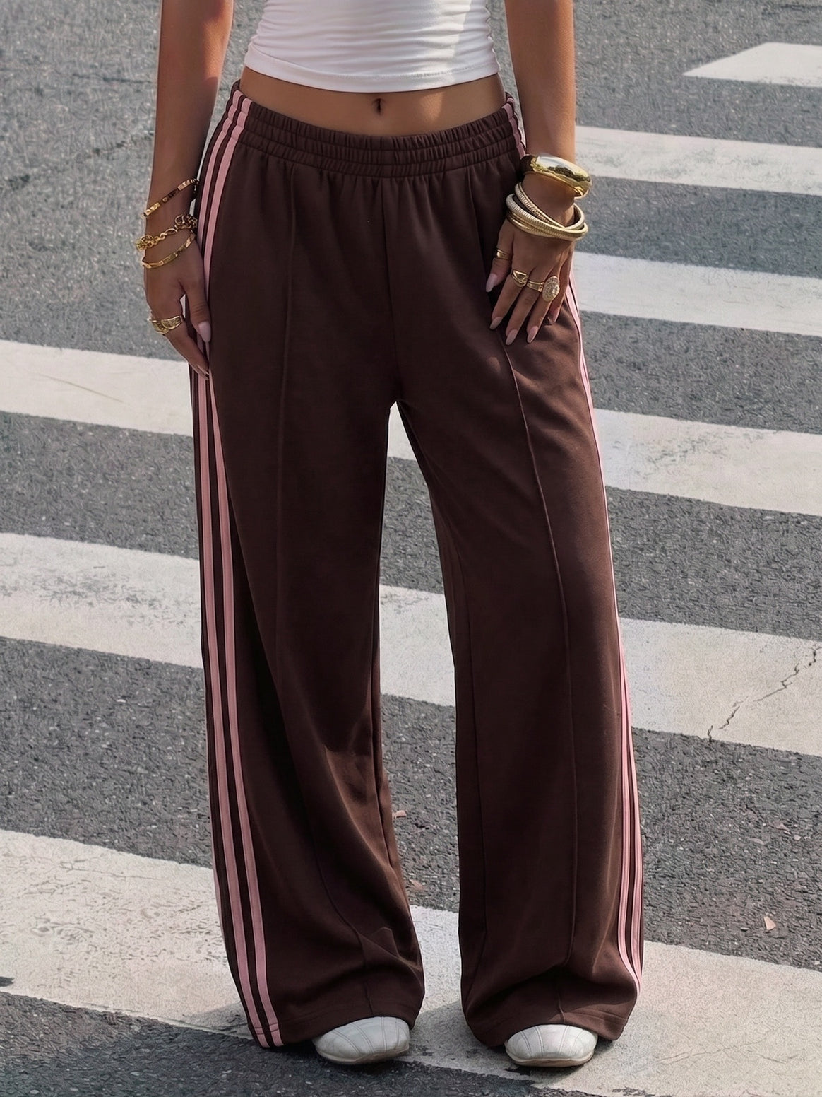 Women's Wide Training Pants with Elastic Waistband and Contrast Stripes Mune Fashion