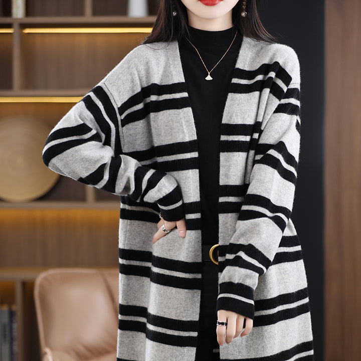 Women Oversize Long Cardigan made of soft wool blend with contrasting block stripes Mune Fashion