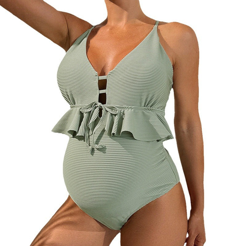 Women Figure-Flattering One-Piece Swimsuit with Ruffle Detail Mune Fashion