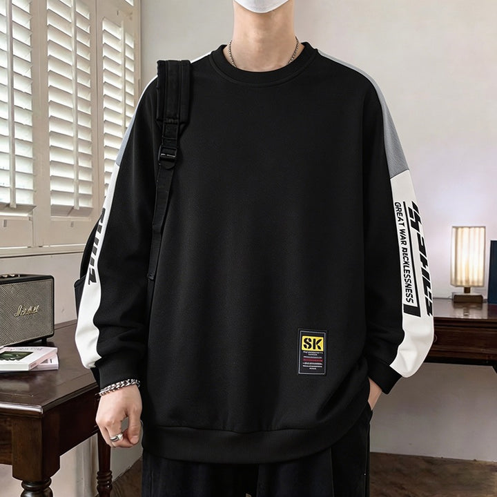 Men's Oversized sweatshirt with contrasting sleeves, round neck & label patch Mune Fashion