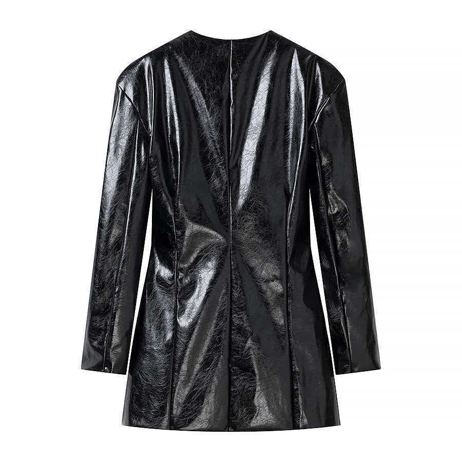 Ladies Long Patent Leather Blazer with Tailored Silhouette, Deep V-Neck and Decorative Buttons Mune Fashion