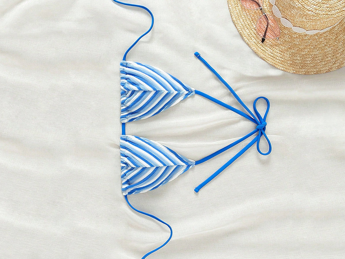 Women Triangle Bikini with Stylish Striped Pattern Mune Fashion