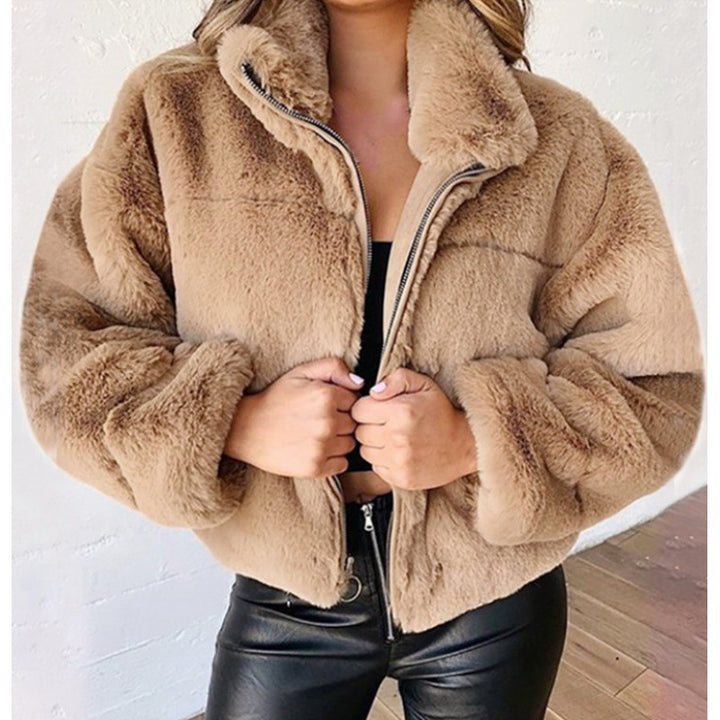 Women’s short-cut cuddly fleece quilted jacket with stand-up collar and zipper Mune Fashion