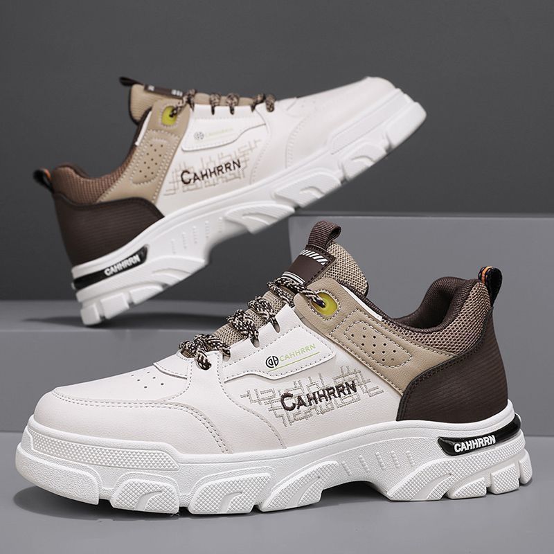 Women's sporty sneakers with comfortable cushioning system and durable upper material Mune Fashion