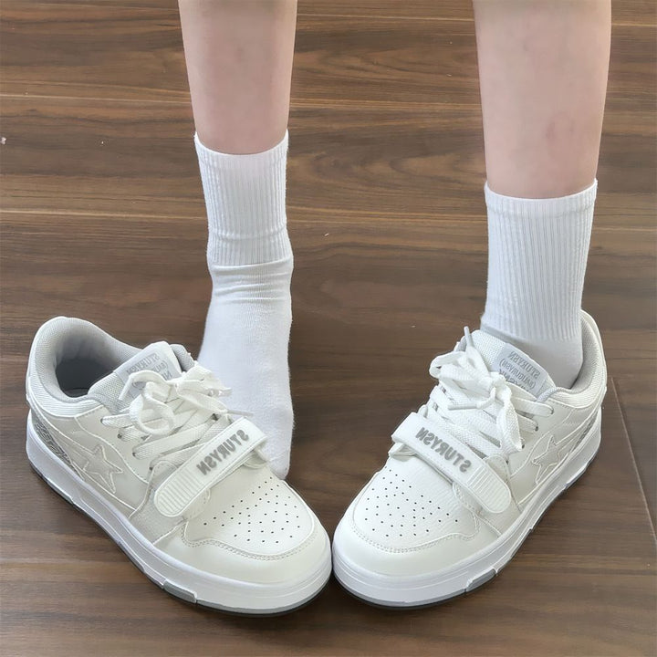 Women's sneakers with double Velcro fastening and breathable upper material structure Mune Fashion