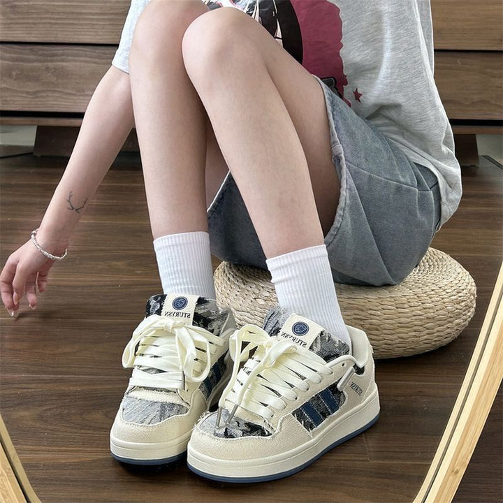 Women's sneakers in a casual denim look with woven design Mune Fashion