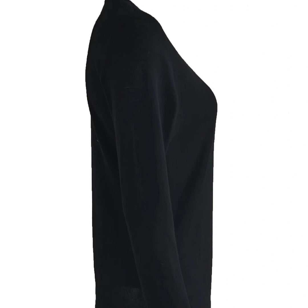 Women's Fitted Long Sleeve Shirt with Decorative Buttons at the Sleeve Hem Mune Fashion