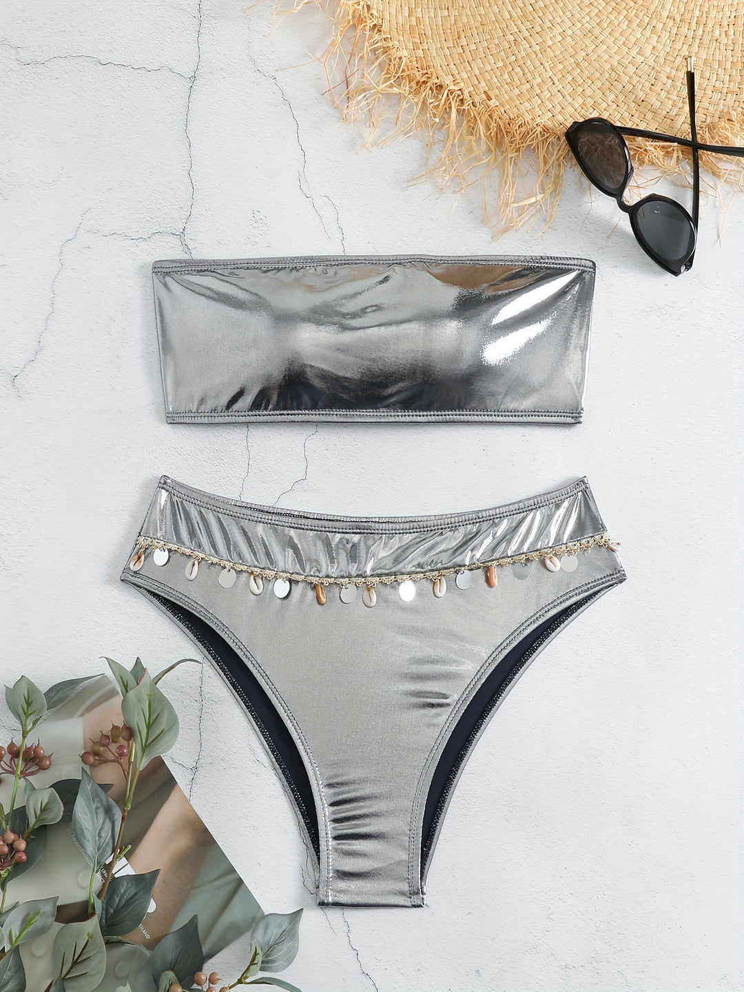 Women's bandeau bikini with elegant glossy look and fashionable shell details Mune Fashion