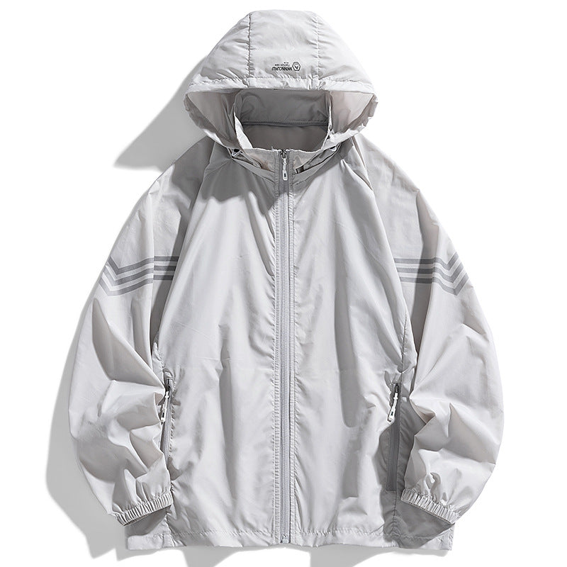 Men's Lightweight Windbreaker Jacket with Hood and Practical Pockets Mune Fashion