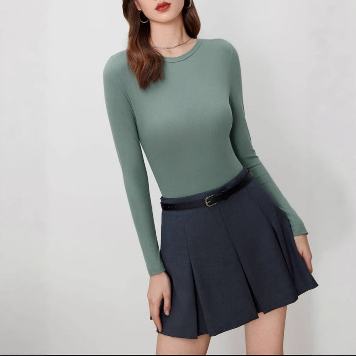 Women's Fitted Ribbed Long Sleeve Basic Shirt with Round Neckline and Stretch