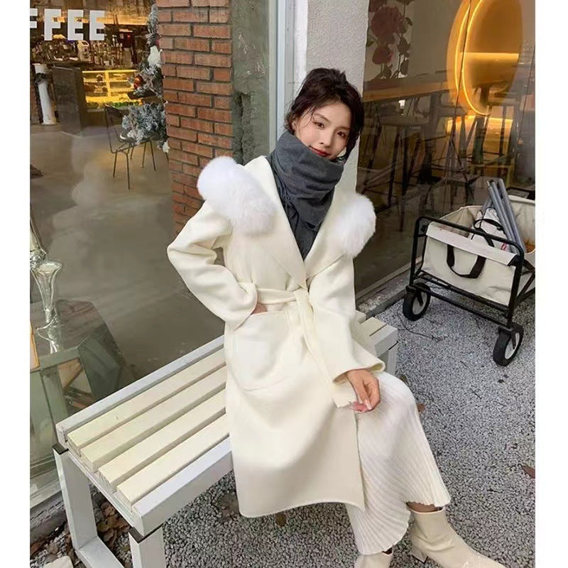 Women's Long Wool Coat with Removable Faux Fur Collar and Tailored Fit Mune Fashion