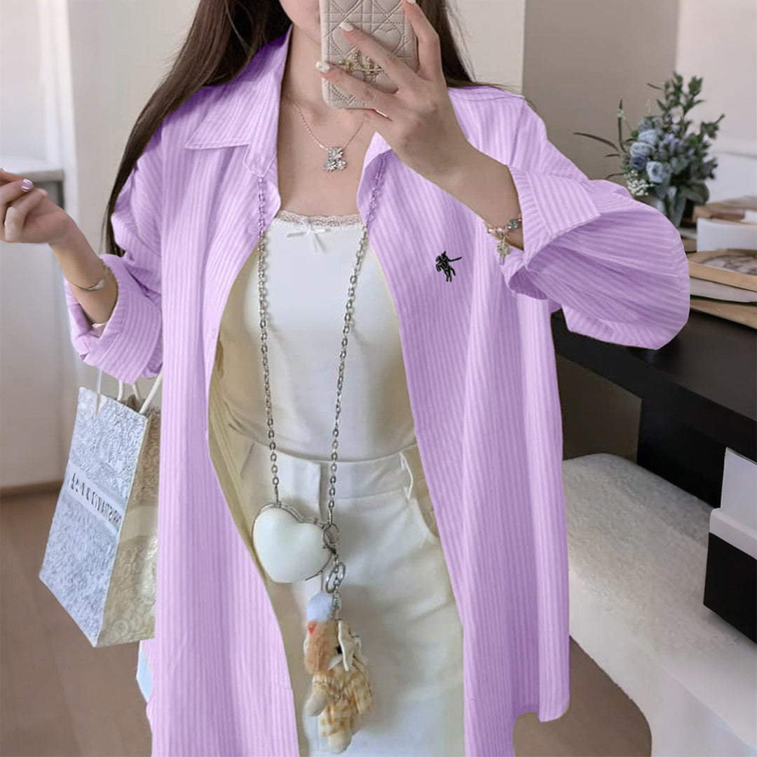 Women's oversized shirt with fine pinstripe structure, Kent collar, rounded hem, and buttoned cuffs Mune Fashion
