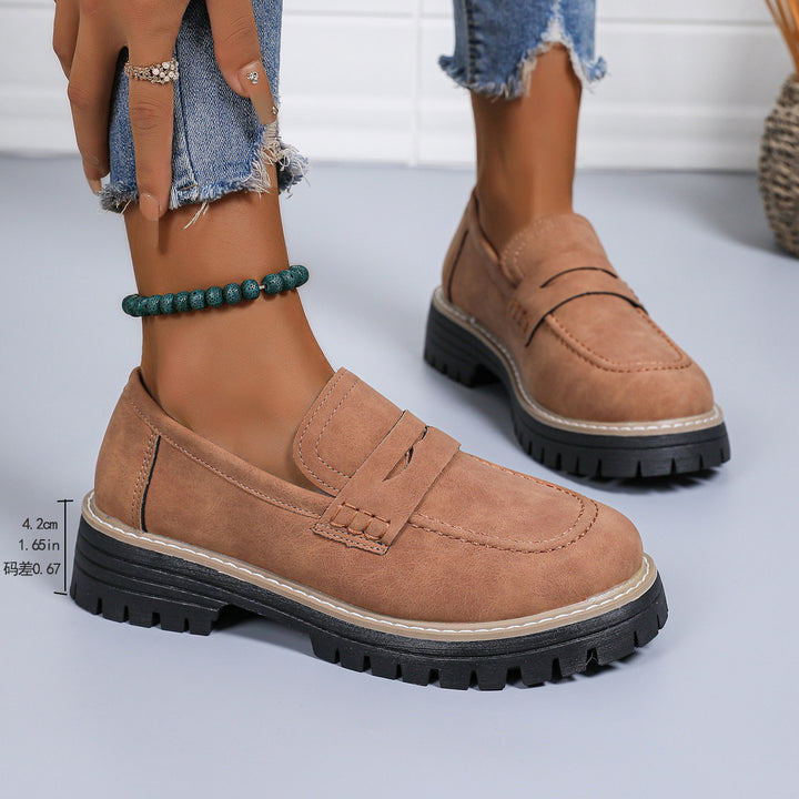Women Chunky Loafer with thick profile sole and faux suede upper material Mune Fashion