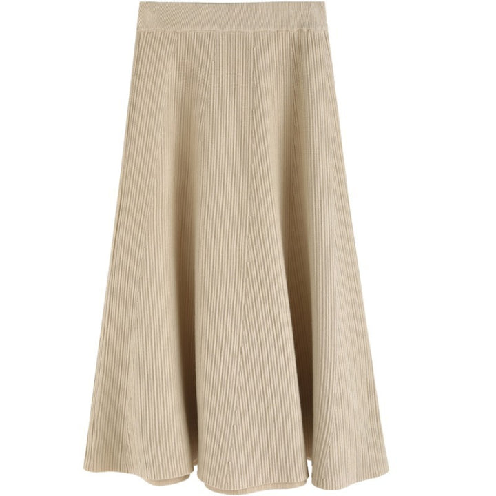 Ladies Elegant, Swinging Pleated Skirt Mune Fashion