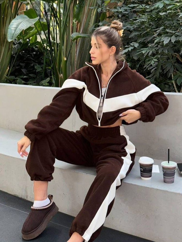 Women's cozy fleece tracksuit with zip jacket and elastic cuffs Mune Fashion