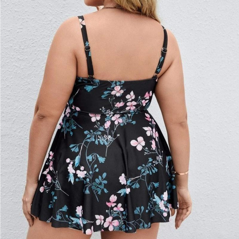 Ladies sporty tankini set with floral top and shorts Mune Fashion
