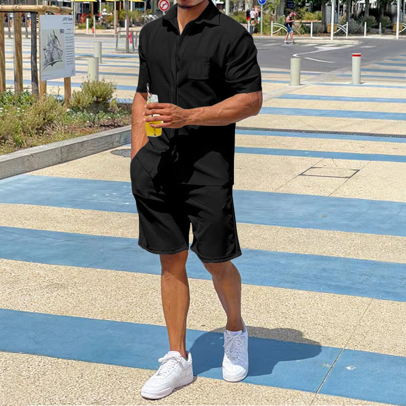 Men's holiday-inspired short-sleeve lapel shirt and Bermuda combination in a relaxed fit made of lightweight cotton blend Mune Fashion