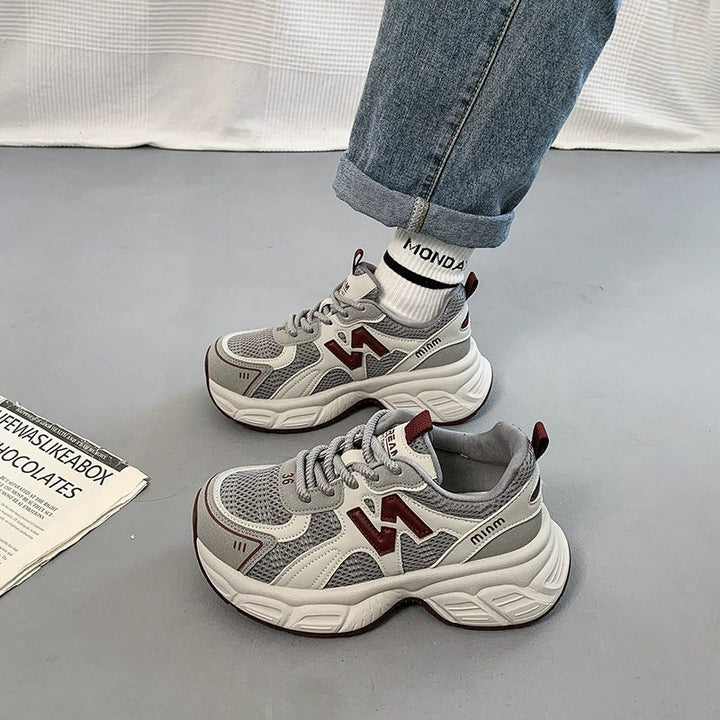 Women's sporty sneakers with breathable upper material Mune Fashion