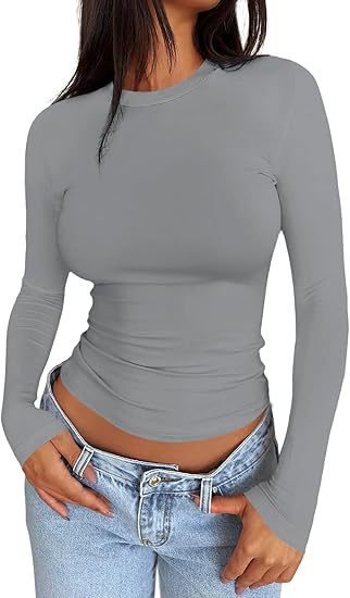 Ladies Body-hugging Long Sleeve Shirt in Cropped Look with Extended Sleeves and Thumb Hole Mune Fashion