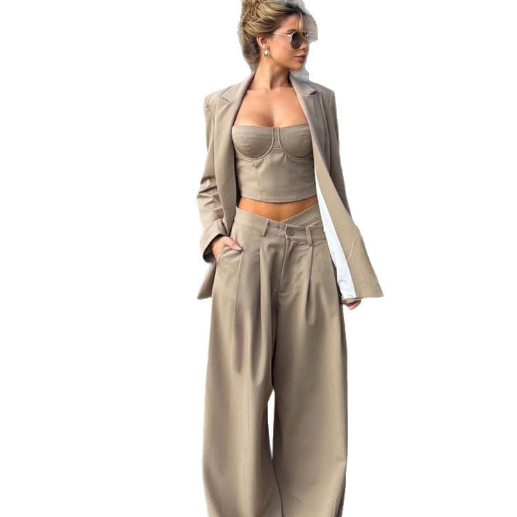 Women Three-Piece Tailoring Set with Corset Top, Oversized Blazer and Pleated Wide-Leg Pants Mune Fashion