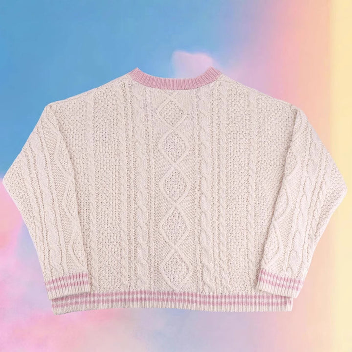Women knitted cardigan with cable pattern V-neck and heart and star appliqués Mune Fashion