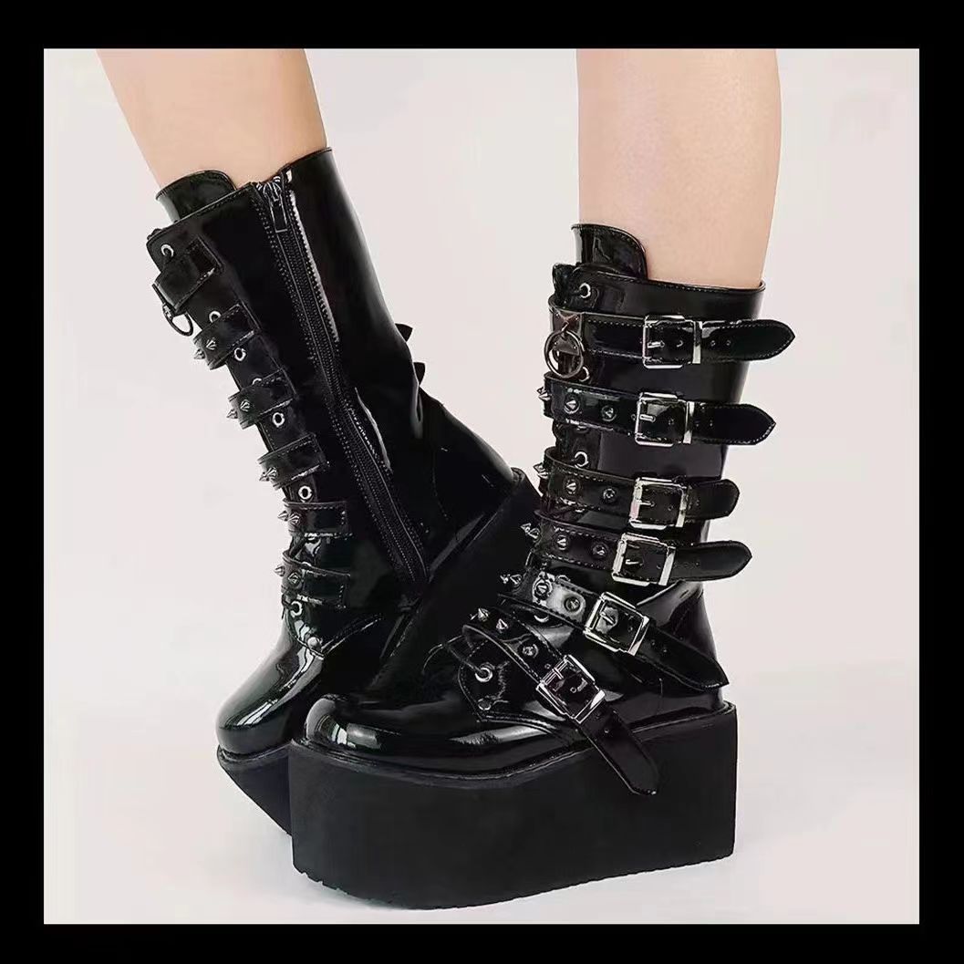 Women knee-high patent platform boots with multiple adjustable buckles and heart-shaped studs Mune Fashion