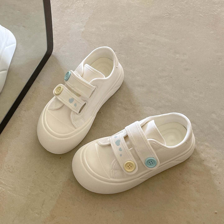 Women comfortable and playful sneakers with Velcro from Mune Fashion