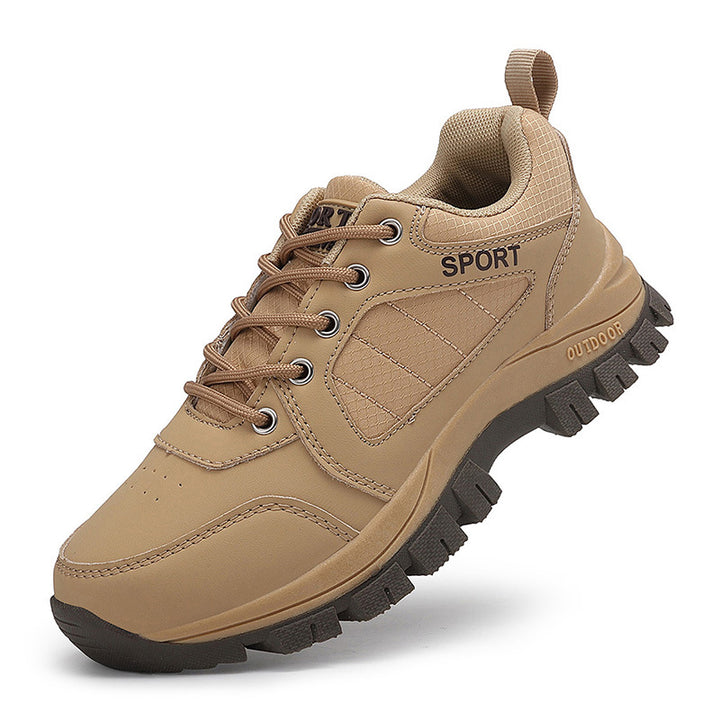 Men's robust laced casual sneakers with deep stud profile, padded shaft and practical pull tab Mune Fashion