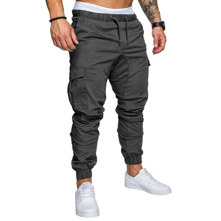 Men's carrot-shaped cargo joggers with elastic waistband, drawstring and reinforced knees Mune Fashion