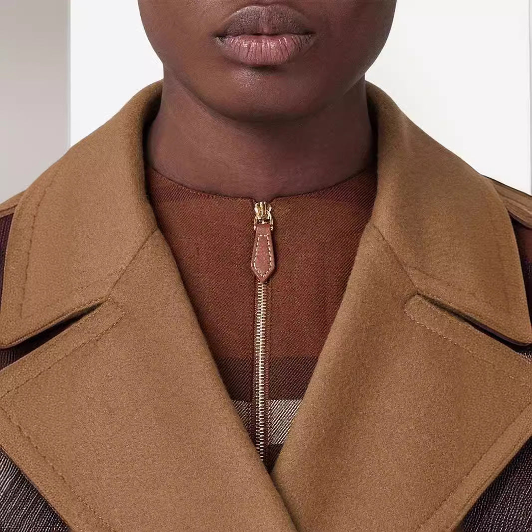 Women short coat in minimalist double-breasted wool blend with wide lapels Mune Fashion