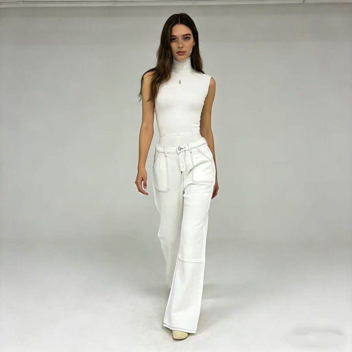 Women high-waisted Relaxed jeans with straight leg and patch front pockets Mune Fashion