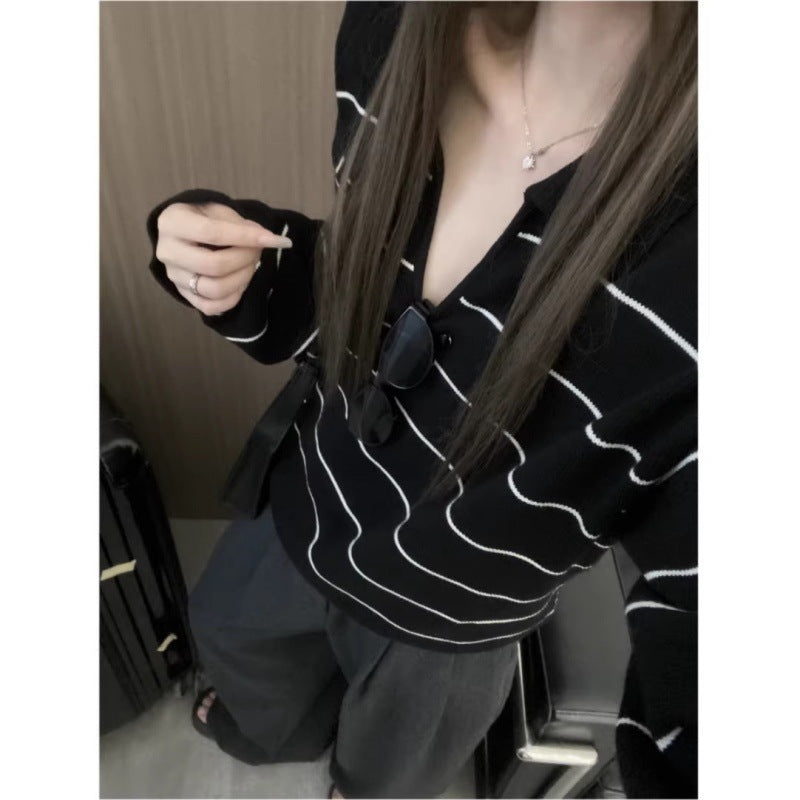 Women's Casual Oversized Knit Sweater with Polo Collar and Fine Striped Design Mune Fashion