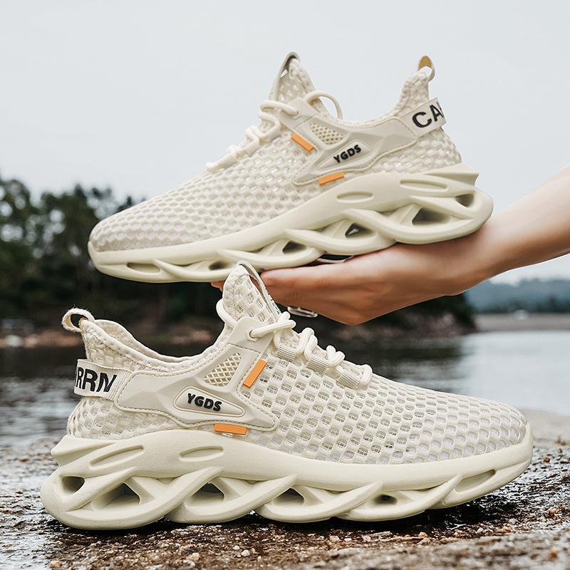 Women's sporty sneakers with breathable mesh structure and flexible outsole Mune Fashion