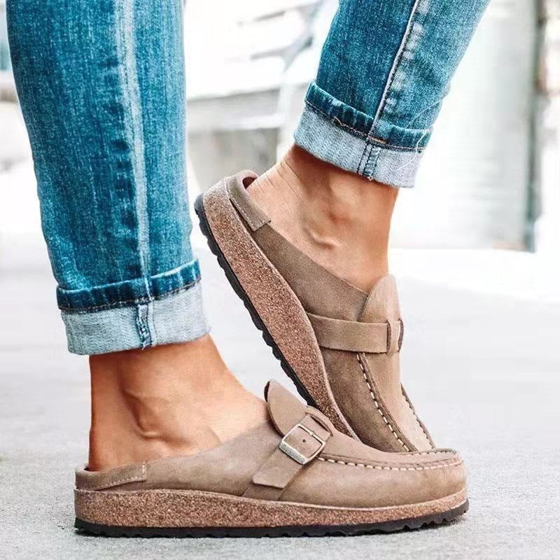 Damen Veloursleder-Slipper mit ergonomischer Korksohle und verstellbarem Schnallenriemen Mune Fashion