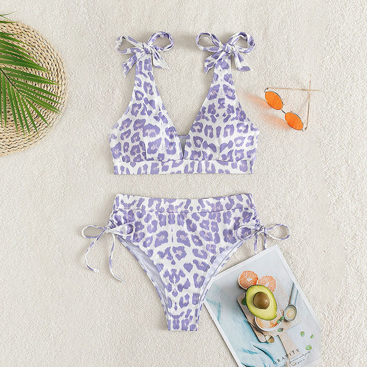 Women's high-cut bikini with sporty design and playful ties Mune Fashion