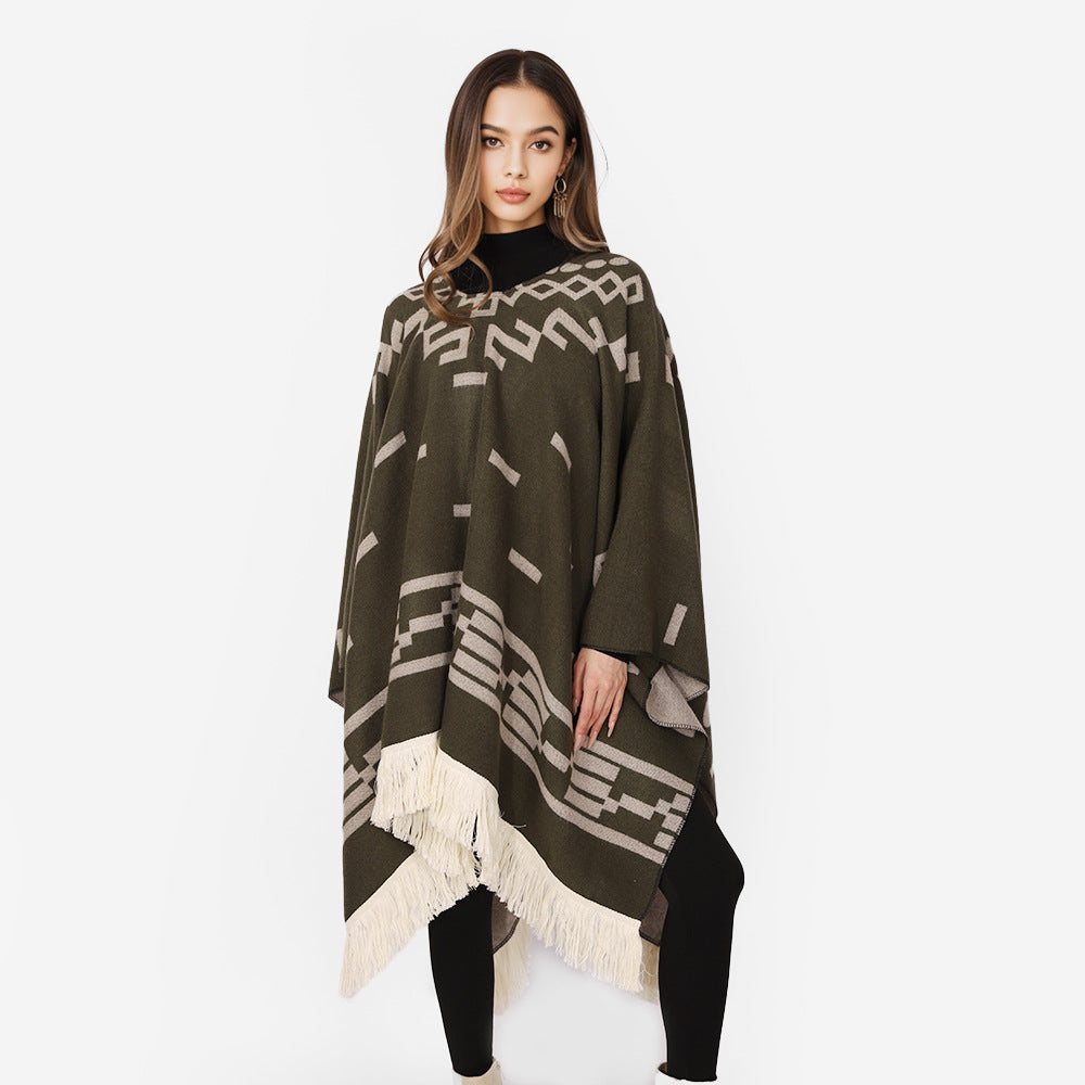 Women's Oversize Poncho in Boho Style with V-neck, Jacquard Pattern and Long Fringes Mune Fashion