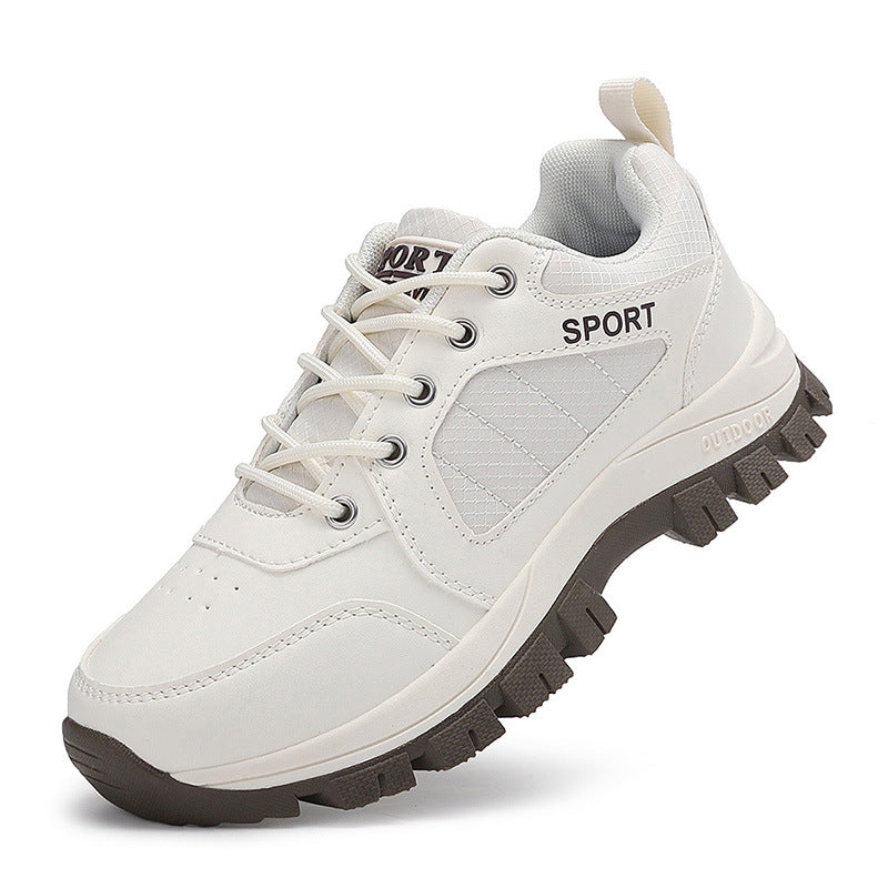 Men's robust laced casual sneakers with deep stud profile, padded shaft and practical pull tab Mune Fashion