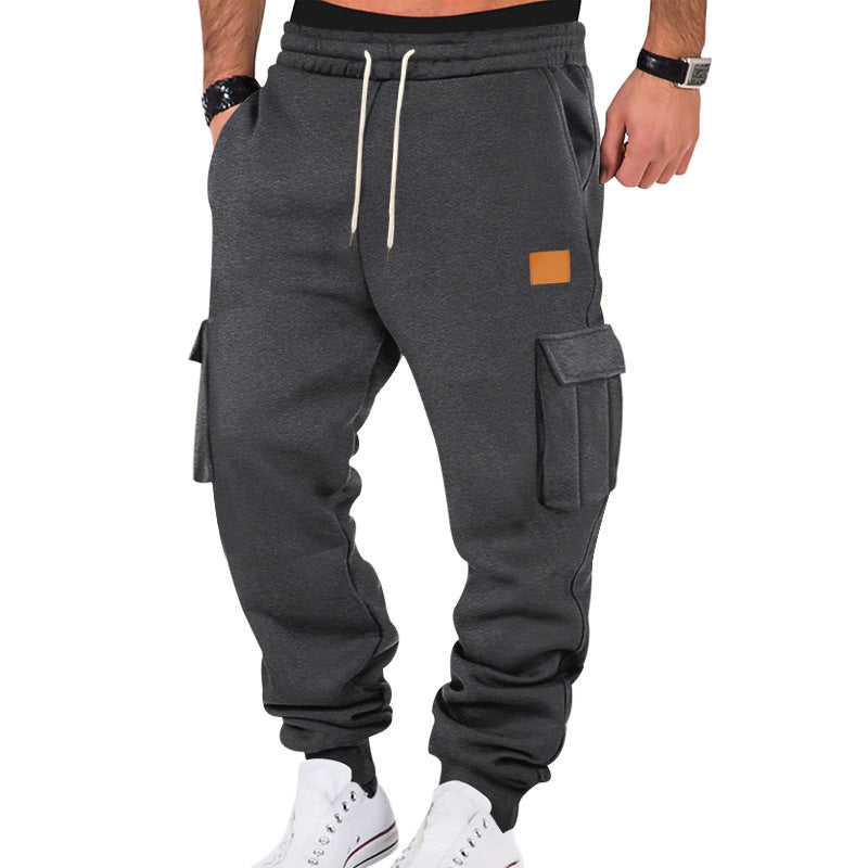 Men's nan urban Cargo Jogger made of soft sweat fabric, elastic waistband, drawstring and appliquéd flap pockets Mune Fashion