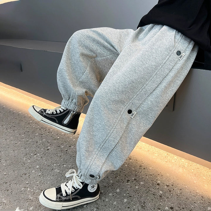 Unisex comfortable jogging pants with elastic cuffs Mune Fashion