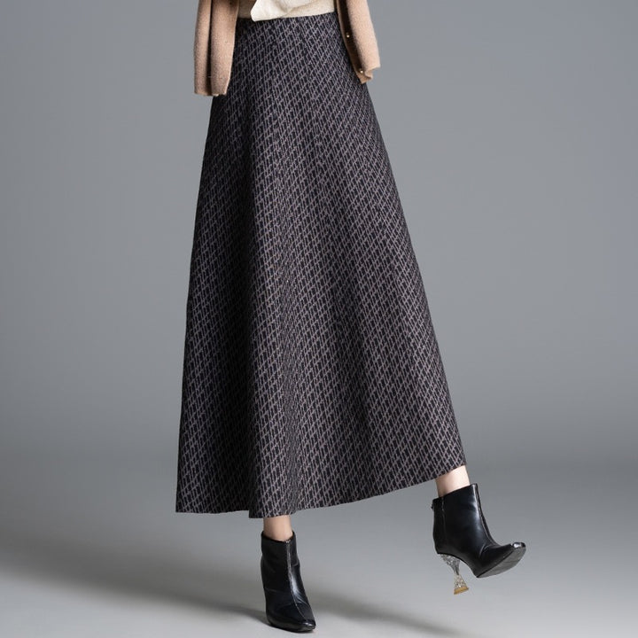 Ladies Maxi Skirt with Elegant Geometric Pattern Mune Fashion