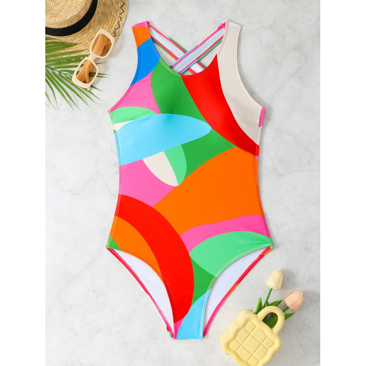 Women's Sporty One-Piece Swimsuit with Colorful Floral Pattern Mune Fashion